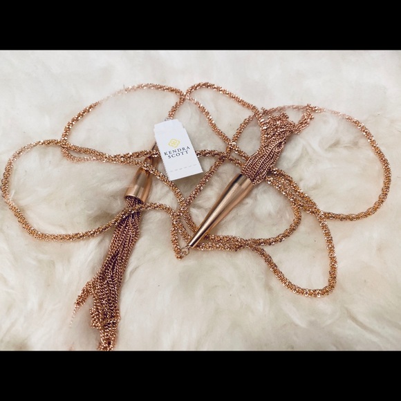 Kendra Scott Phara necklace in rose gold - Picture 1 of 5